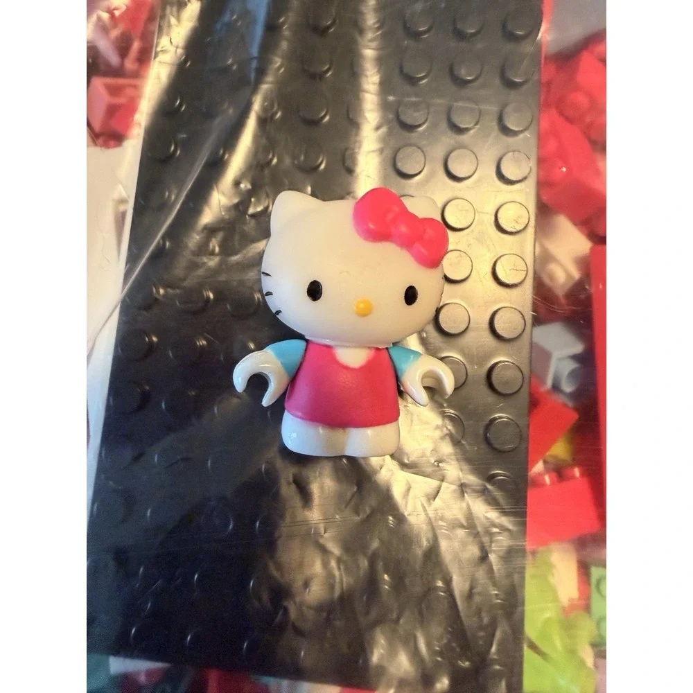 Mega Bloks Bulk Lot Barbie & Hello Kitty Approx 3.4 Lbs (Read Description)